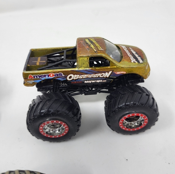 Bundle of 5 Hot Wheels Monster Jam Monster Trucks 1:64 lot#2 - Picture 8 of 10